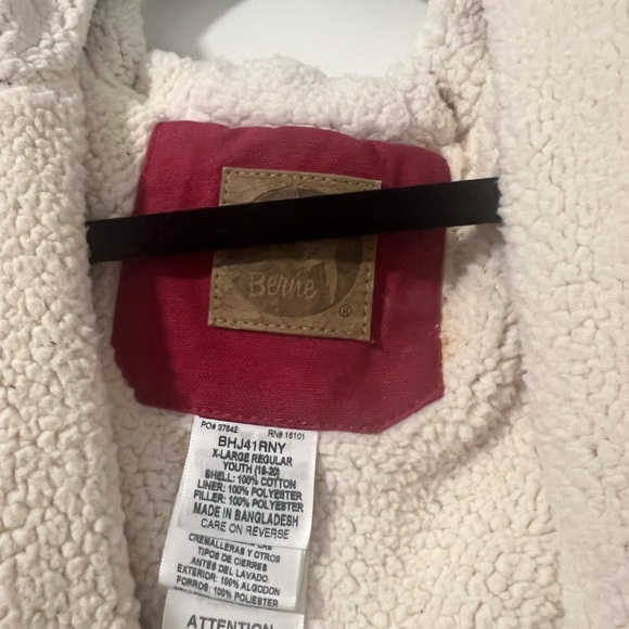 red winter jacket - Picture 3 of 5